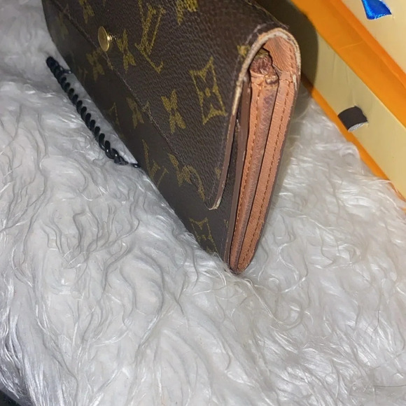 Louis Vuitton, Sarah monogram wallet pre-love condition - Picture 2 of 10